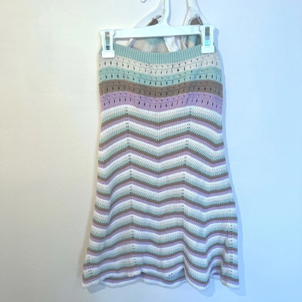 Dress & coverup - Picture 3 of 5